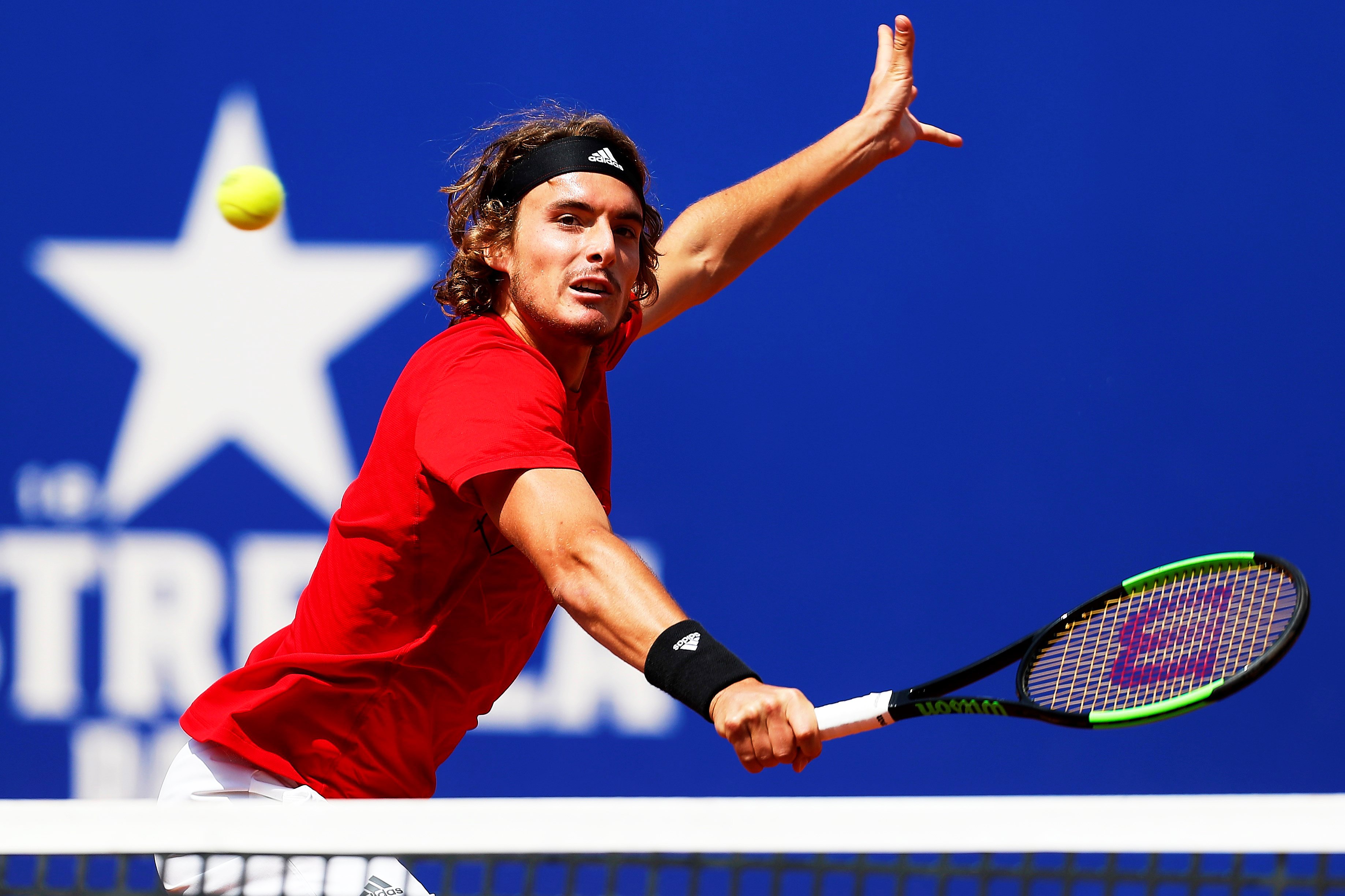 年终总决赛逆转澳网，西西帕斯高光表现的简单介绍