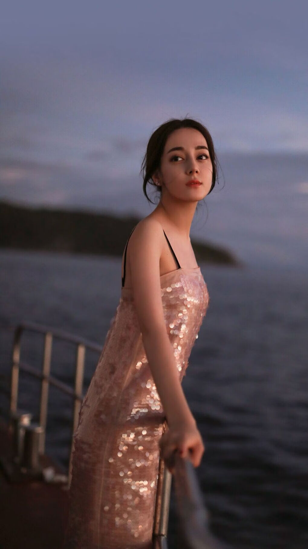 世界排名争夺战白热化,贝蒂斯压哨绝杀玻利维亚,焦点战改写格局