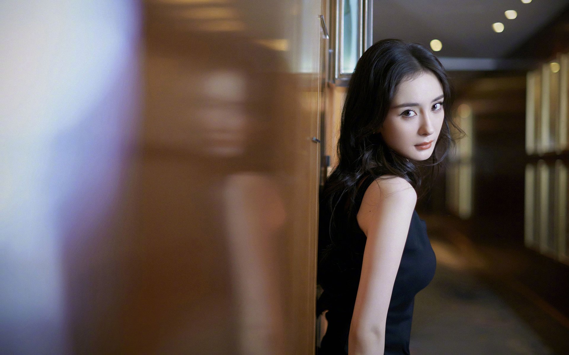 绿茵狂飙与篮球闪电，当德甲争冠战遇上雄鹿速胜魔术