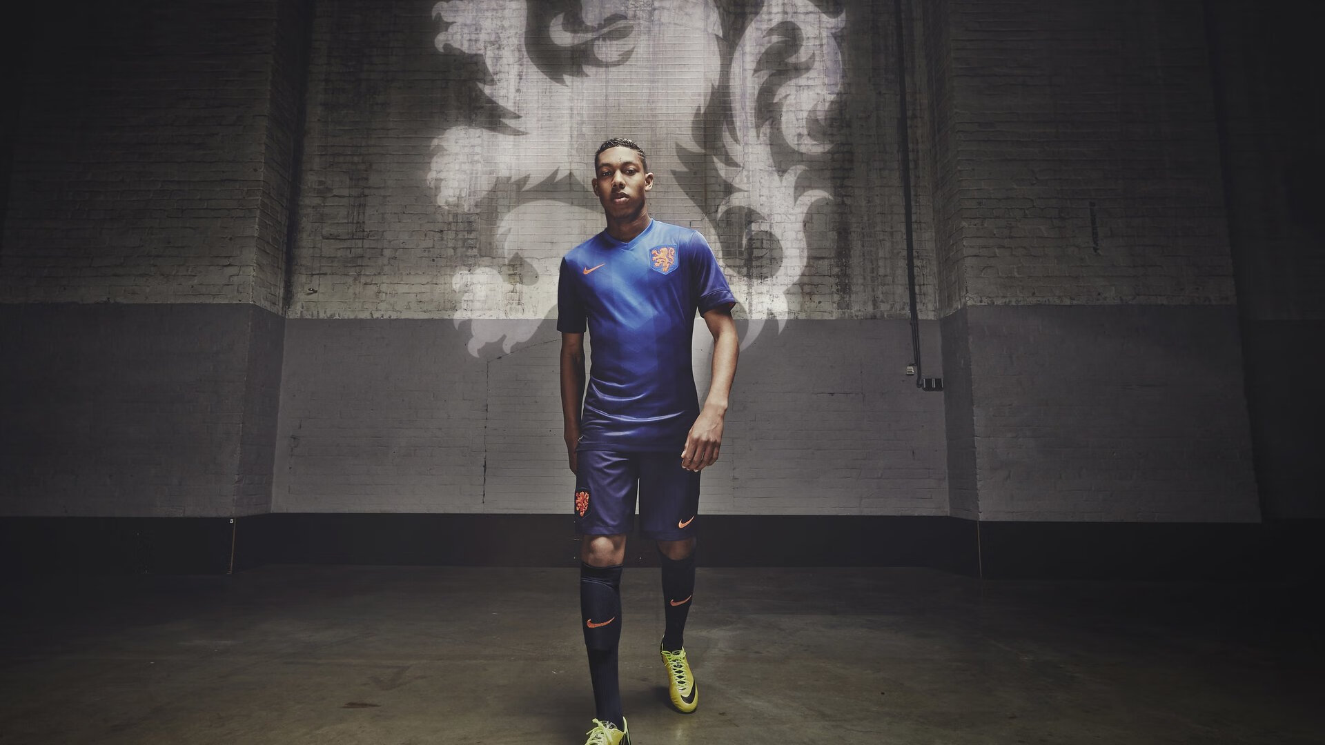 黄喜灿的蓝色交响曲，当芬兰雪原遇见哥伦比亚咖啡