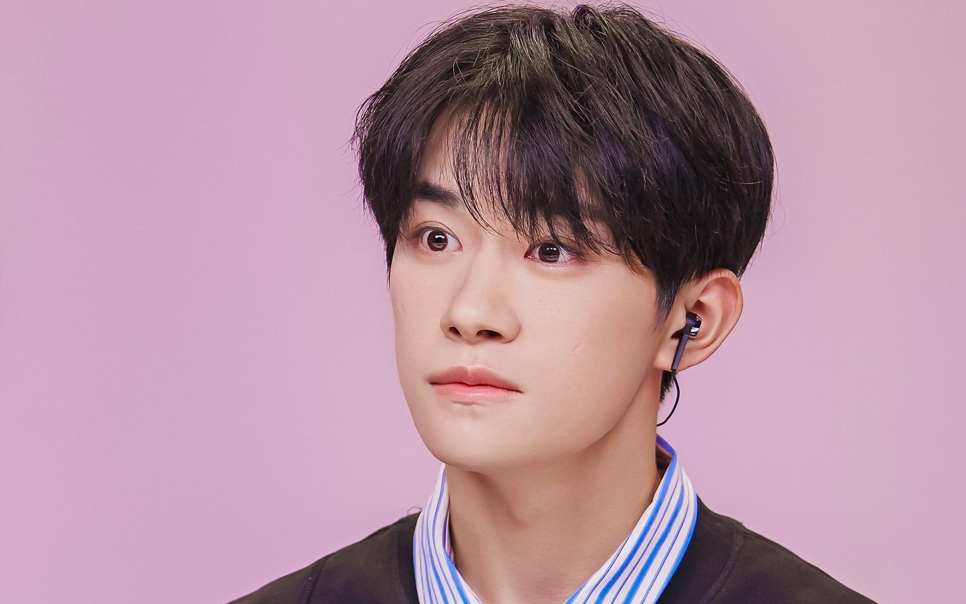 非洲雄狮噬碎蓝衣军团,范戴克一夫当关,喀麦隆创造历史的背后