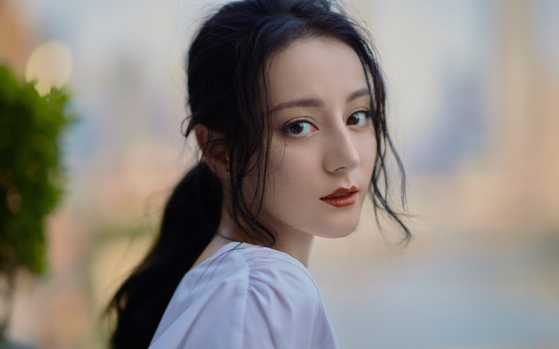 篮网悬索逆袭，库里黄金锚定，两种稳定的胜利哲学